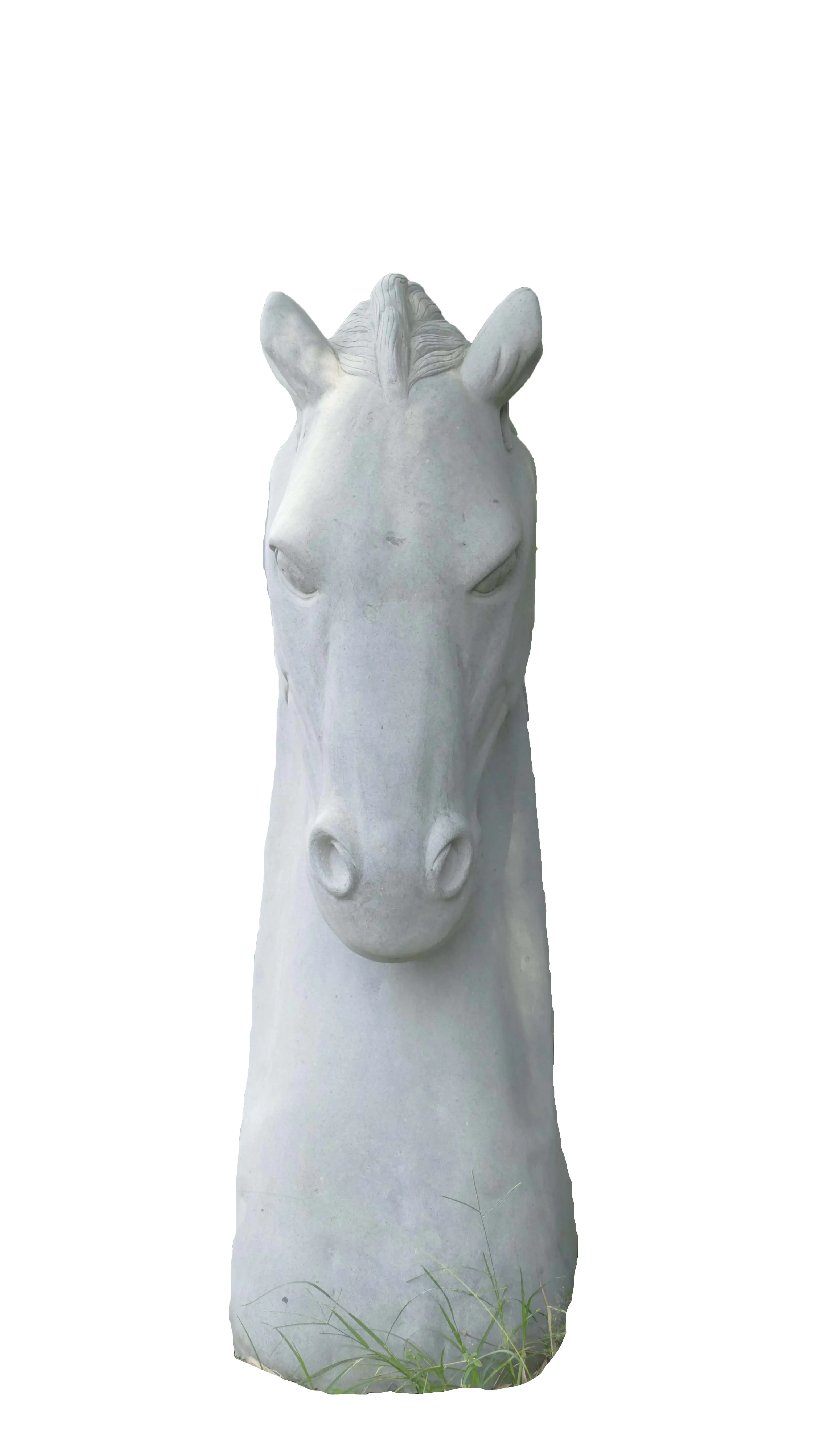  Product image 4 of the product “Head of a Horse made from Riverstone, looking down. 205cm Height. ”